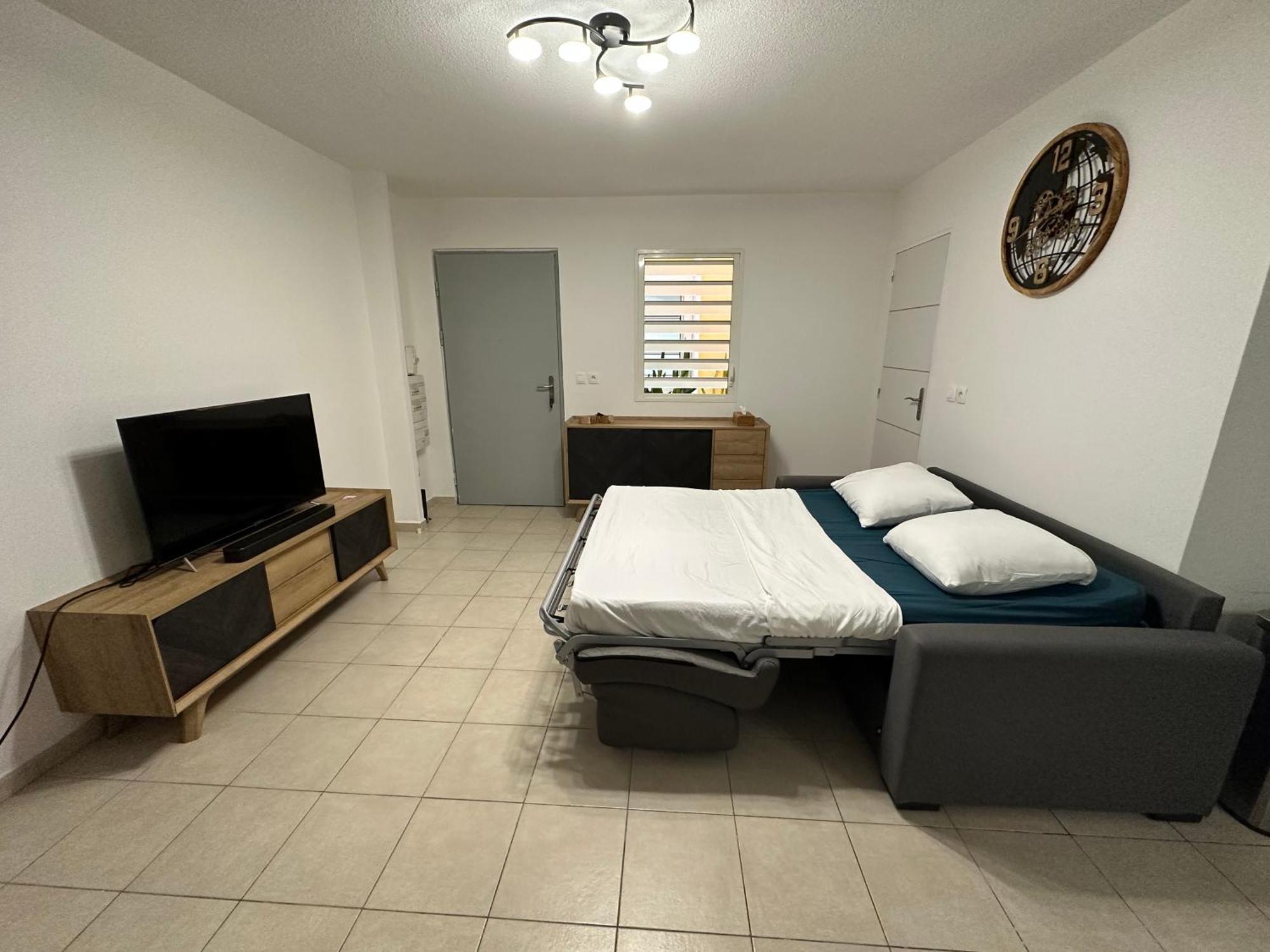 Location T2 Meuble Baie Mahault Convenance Apartment Bagian luar foto